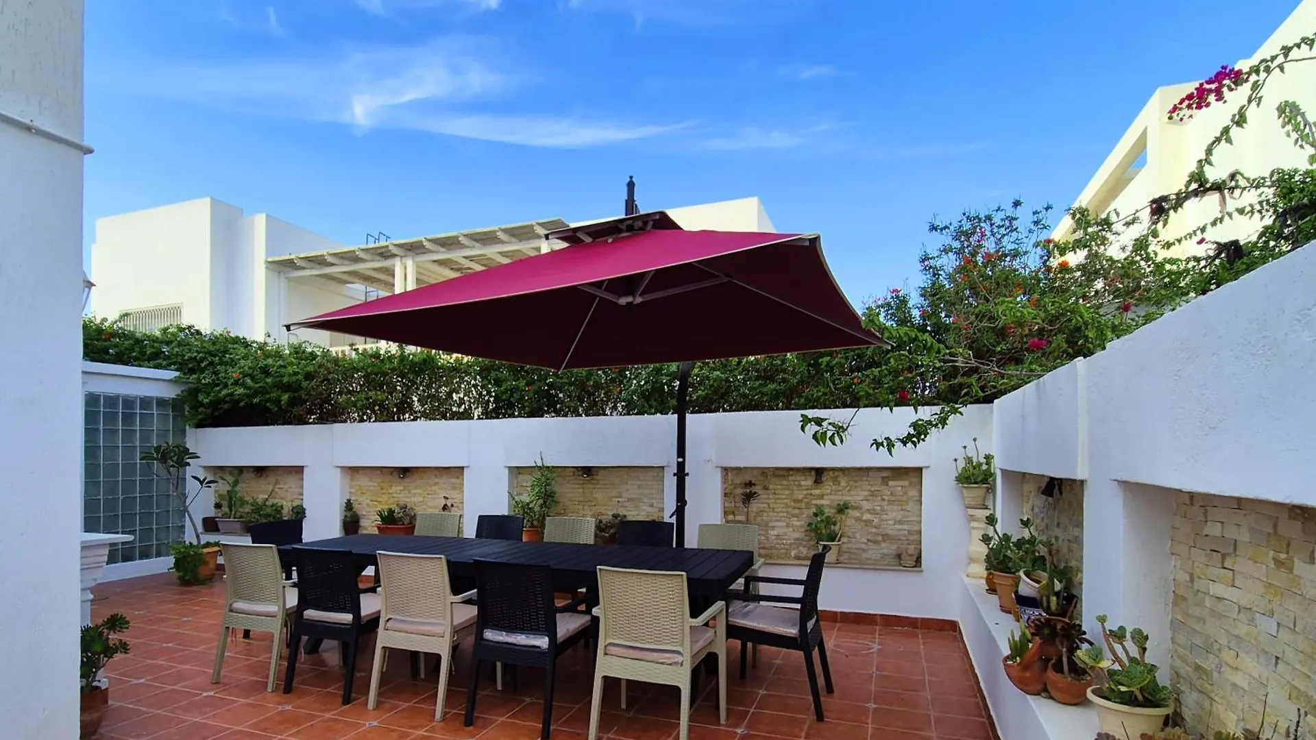 L'Orchidee - Suites De Luxe Avec Piscine Chauffee Et Vue Sur Le Lac De Tunis
