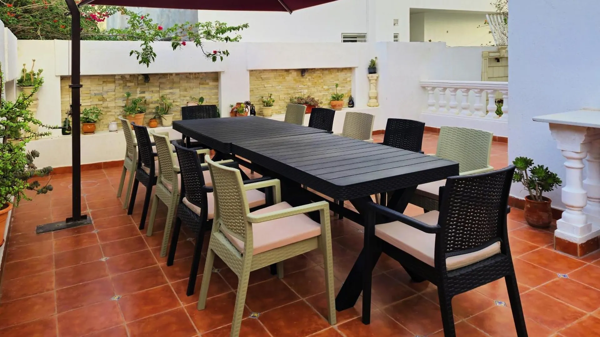 L'Orchidee - Suites De Luxe Avec Piscine Chauffee Et Vue Sur Le Lac De Tunis Guest house