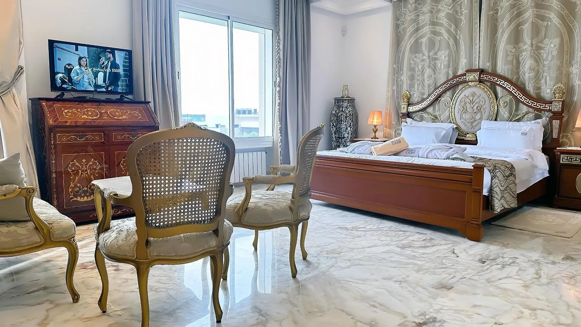 L'Orchidee - Suites De Luxe Avec Piscine Chauffee Et Vue Sur Le Lac De Tunis