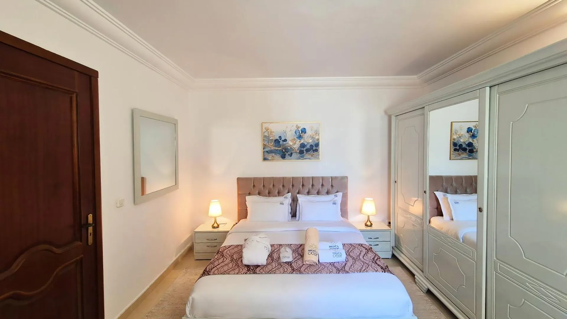 L'Orchidee - Suites De Luxe Avec Piscine Chauffee Et Vue Sur Le Lac De Tunis Tunisia