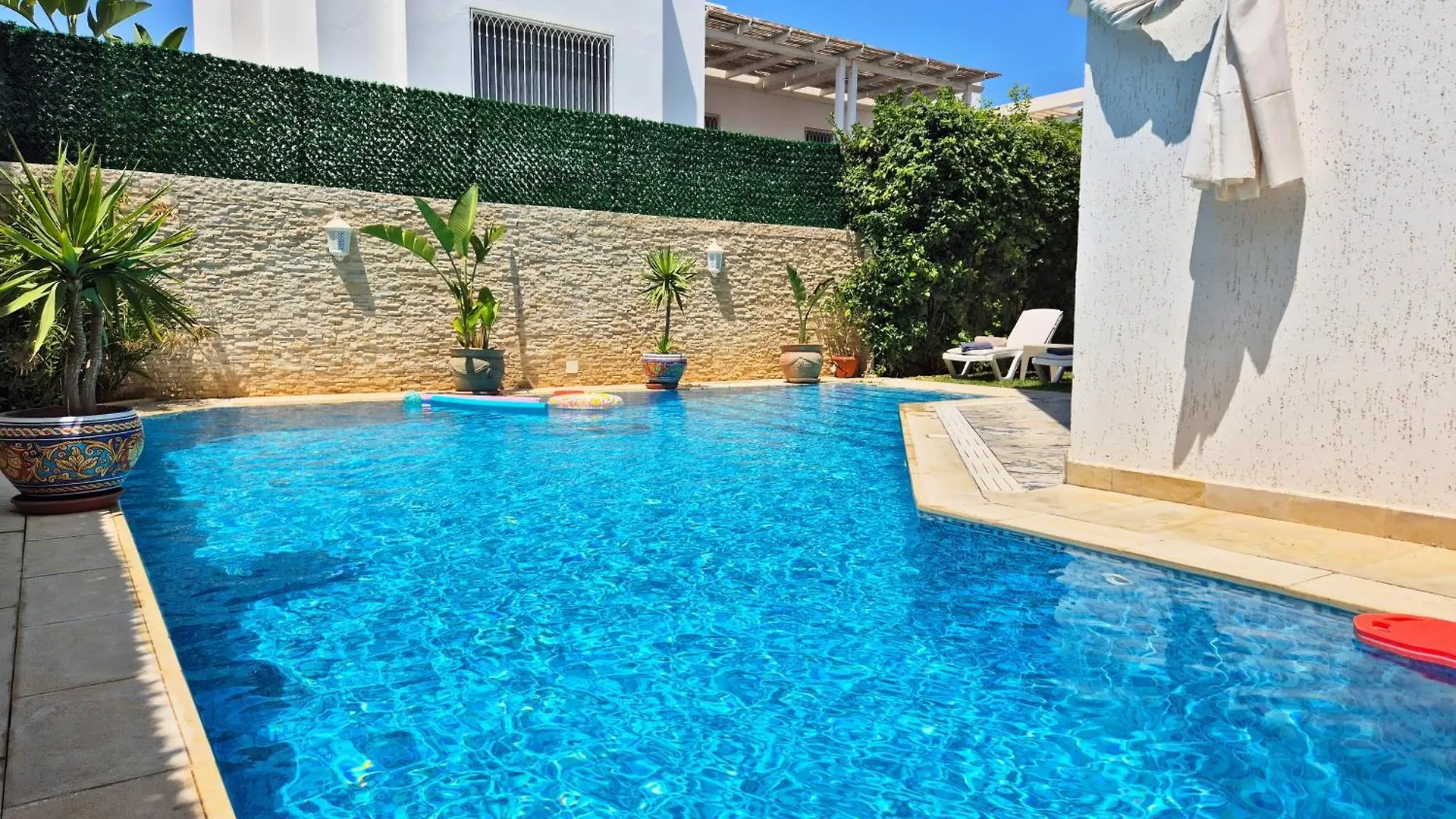 L'Orchidee - Suites De Luxe Avec Piscine Chauffee Et Vue Sur Le Lac De Tunis