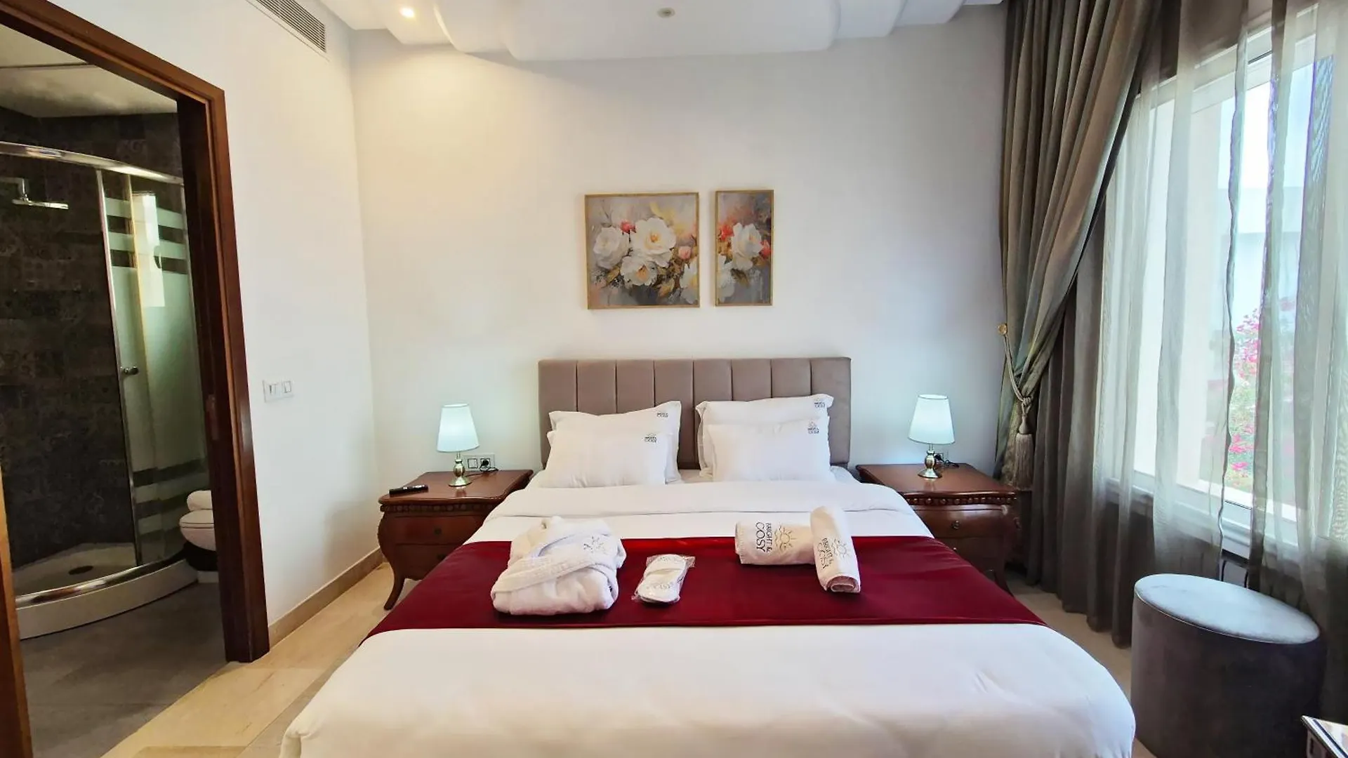 Guest house L'Orchidee - Suites De Luxe Avec Piscine Chauffee Et Vue Sur Le Lac De Tunis